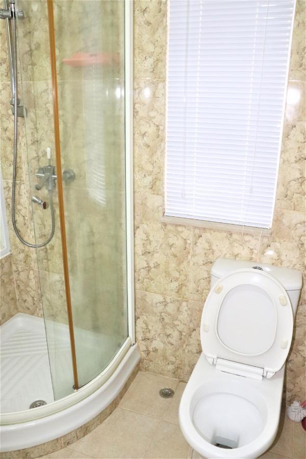 Mtr Tung Chung Near Airport Apartment, City Getaway, Pa Mei Village Tung Chung Hong Kong Exterior photo